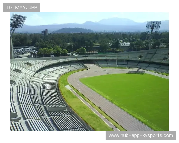 【燃爆】墨西哥足球队雪地开挂，狂进5球！，墨西哥足球比赛积分雪缘网